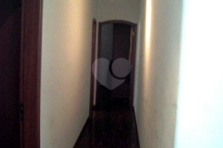 Casa à venda com 4 quartos, sendo 2 suítes, em Jardim Pinheiros, São Paulo, SP