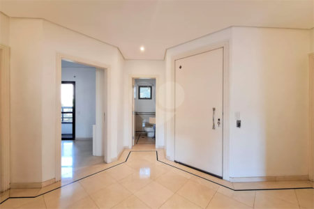 Apartamento à venda com 3 suítes em Água Fria, São Paulo, SP