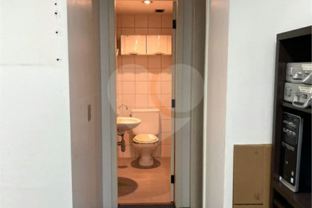 Sala comercial de 28 m² à venda em Higienópolis