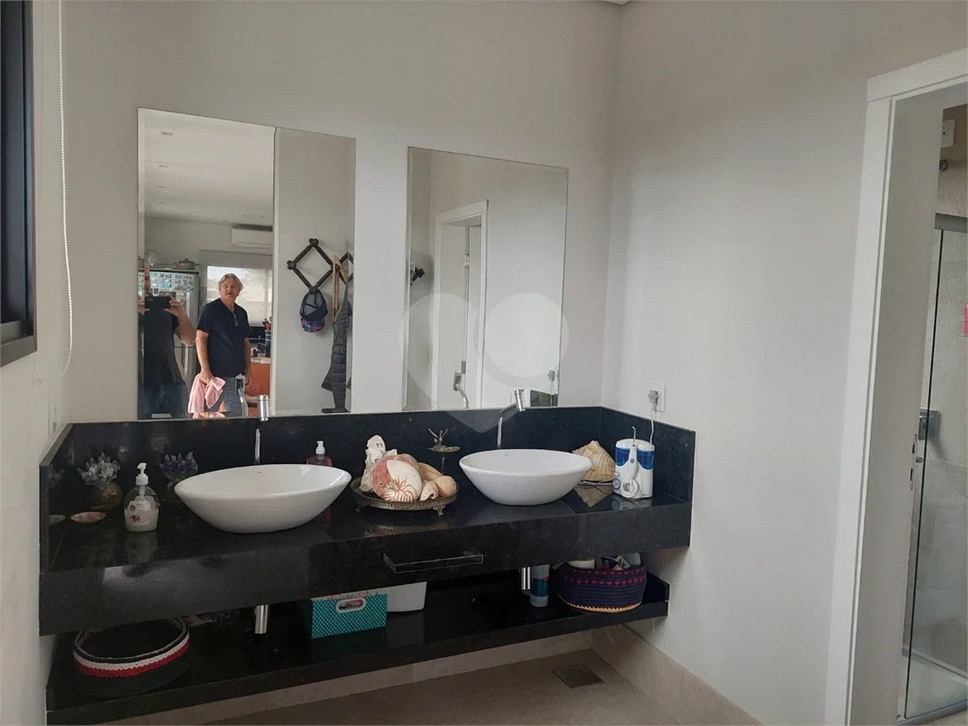 Casa à venda com 3 quartos, sendo 2 suítes, no condomínio Ibiaram 1, Itupeva - SP