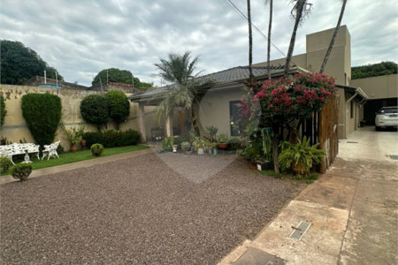 Casa à venda com 6 suítes em Pedro Juan Caballero, Amambay