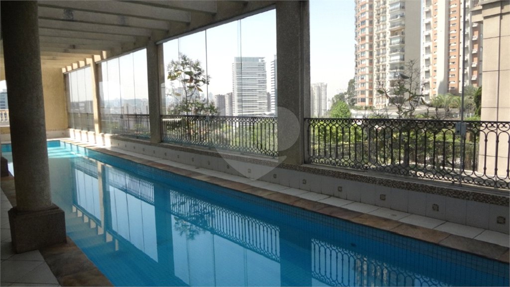 Apartamento à venda com 4 suítes em Jardim Fonte do Morumbi, São Paulo, SP