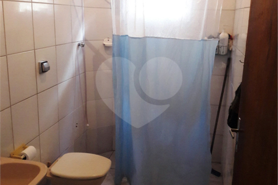 Sobrado à venda com 3 quartos, sendo 1 suíte, em Tremembé, São Paulo, SP