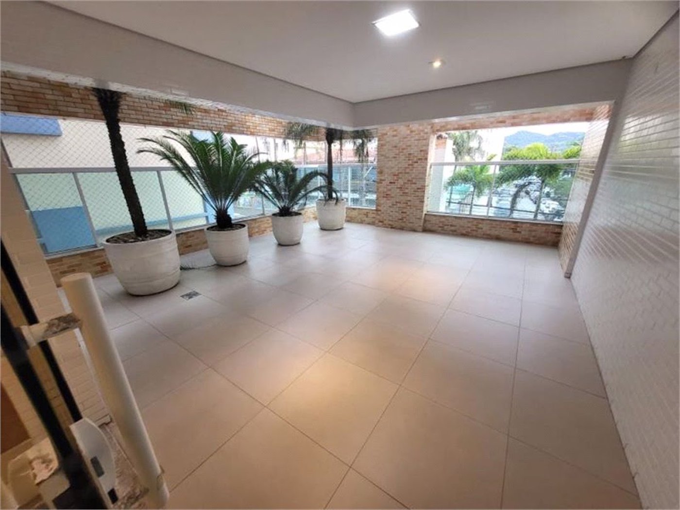 Apartamento Residencial à venda, Itararé, São Vicente - AP0805.