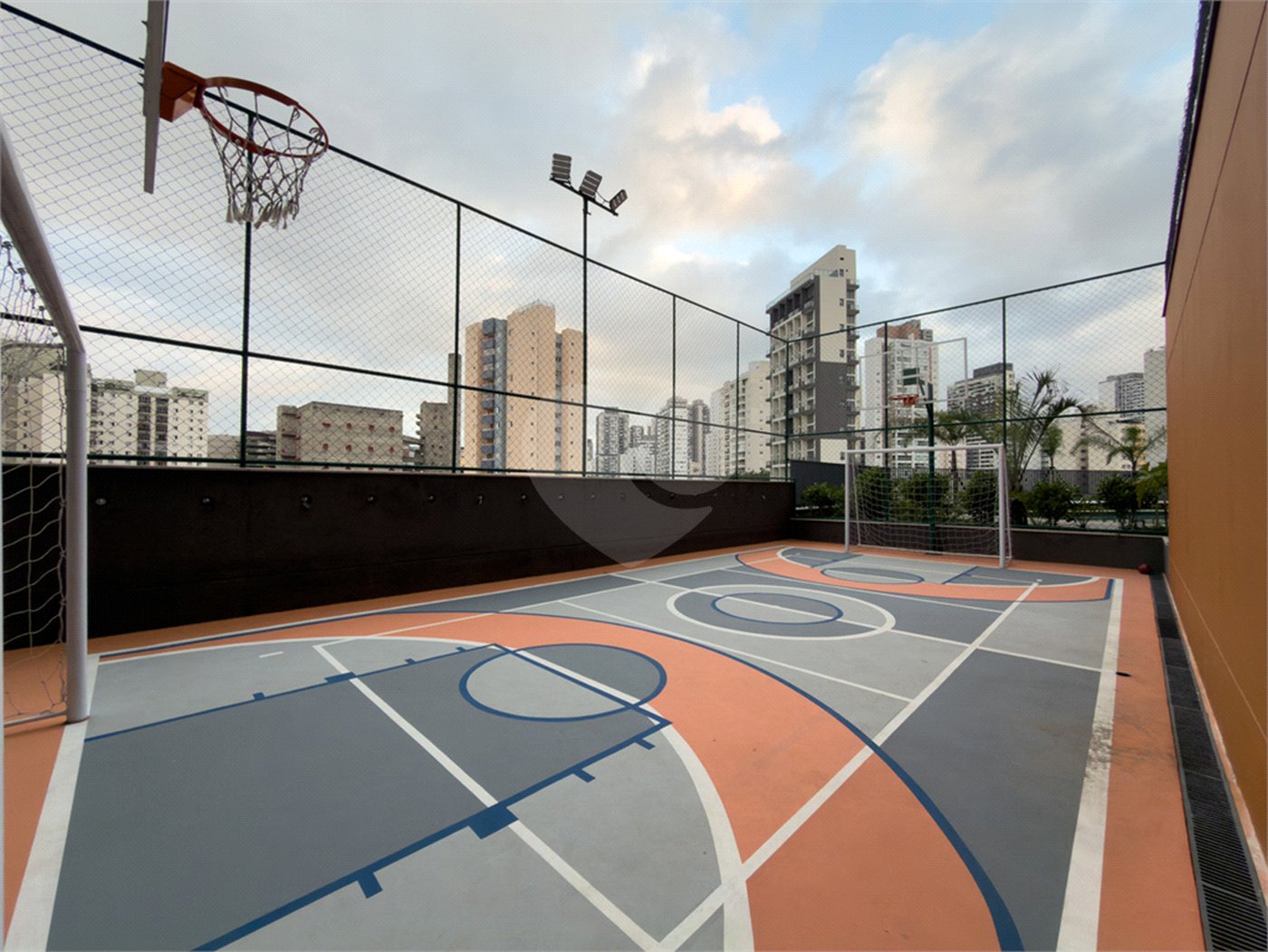Apartamento à venda ou para alugar com 1 quarto em Vila Pompéia, São Paulo, SP
