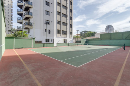 Apartamento à venda com 2 quartos, sendo 1 suíte, em Campo Belo, São Paulo, SP