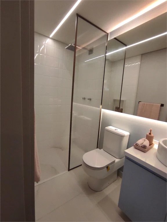Apartamento à venda com 3 quartos, sendo 1 suíte,  em Pinheiros, São Paulo, SP