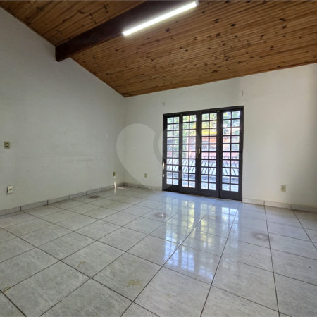 Casa à venda com 2 quartos, sendo 1 suíte, em Jardim Sandra, Sorocaba, SP