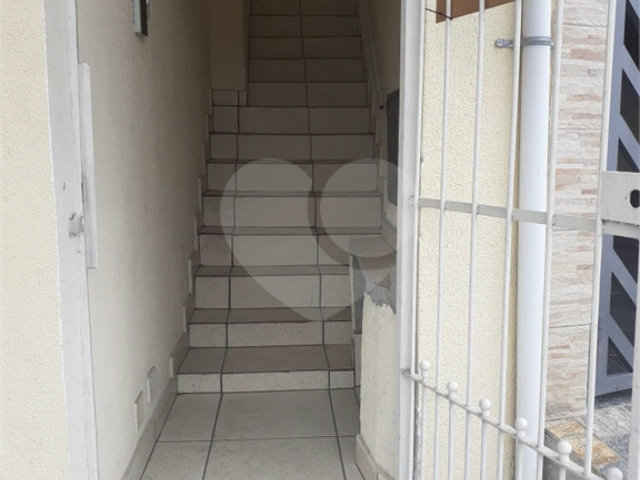 Sobrado à venda com 6 quartos, sendo 1 suíte,  em Jardim Las Vegas, Guarulhos, SP