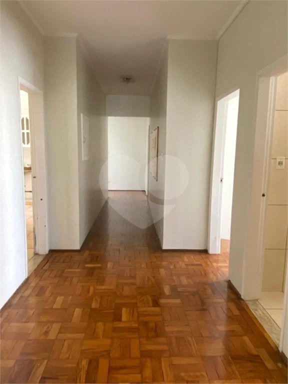 Apartamento à Venda | 327 m² | 4 dormitórios (1 suíte) | 2 vagas na Mooca!