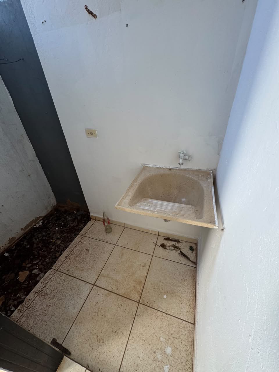 Kitnet para alugar com 1 quarto em Jardim Planalto, Três Lagoas, MS