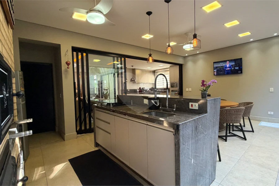 Casa à venda com 3 suítes no condomínio Residencial Villa D'aquila, Piracicaba - SP