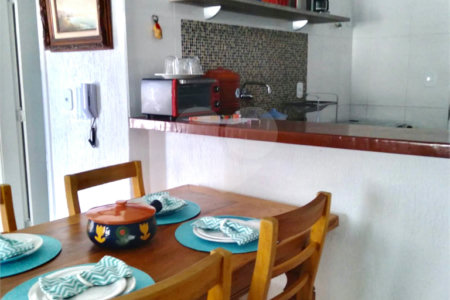 Casa em condomínio à venda com 2 quartos, sendo 1 suíte,  em Alto de Búzios, Armação dos Búzios, RJ