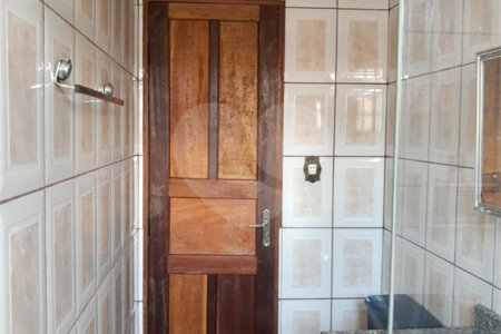 Sobrado à venda com 3 quartos, sendo 1 suíte, em Vila Maria Baixa, São Paulo, SP