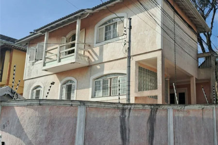 Casa à venda com 4 quartos, sendo 2 suítes, em Vila Indiana, São Paulo, SP