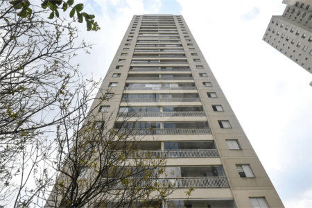 Apartamento à venda com 3 suítes em Lar São Paulo, São Paulo, SP