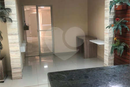 Casa à venda ou para alugar com 4 quartos, sendo 1 suíte, no condomínio Village Jardim Versailles, Jundiaí - SP