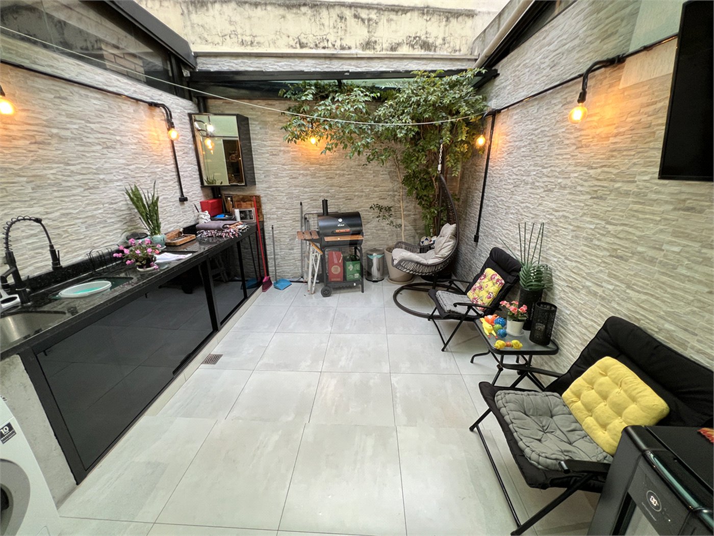 Casa à venda com 2 quartos, sendo 1 suíte, no condomínio Villa Faenza, São Paulo - SP