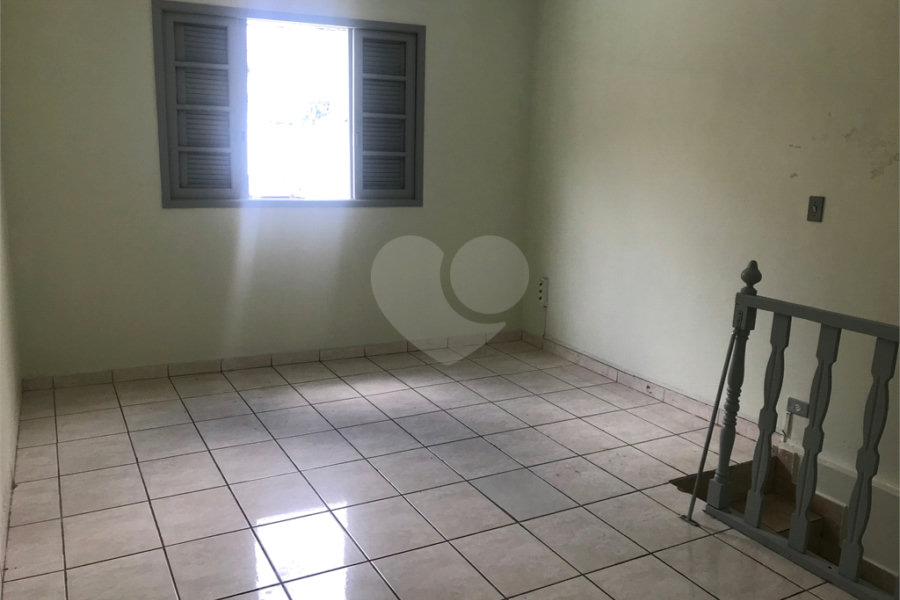 Sobrado à venda com 2 quartos em Vila Dom Pedro Ii, São Paulo, SP