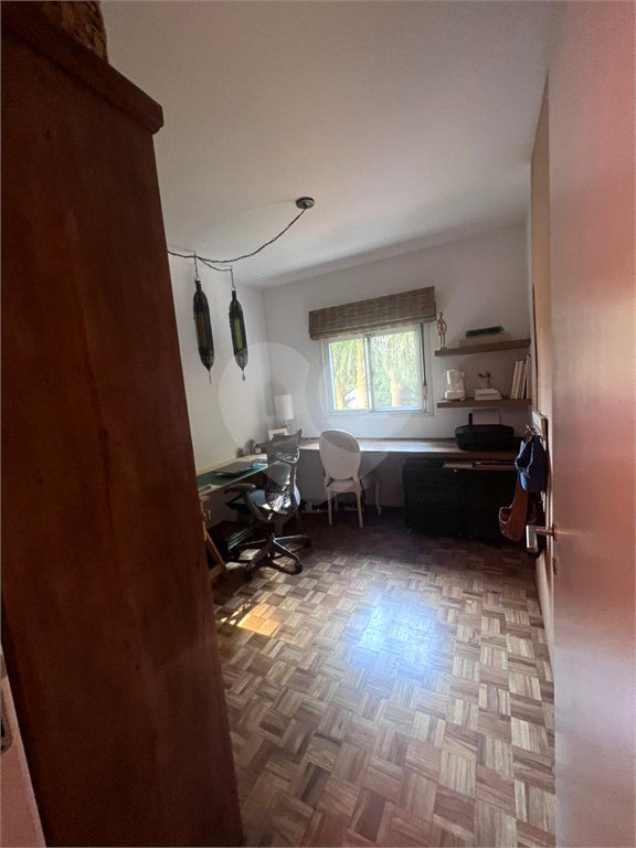 Apartamento à venda com 3 quartos, sendo 1 suíte, em Vila Olímpia, São Paulo, SP