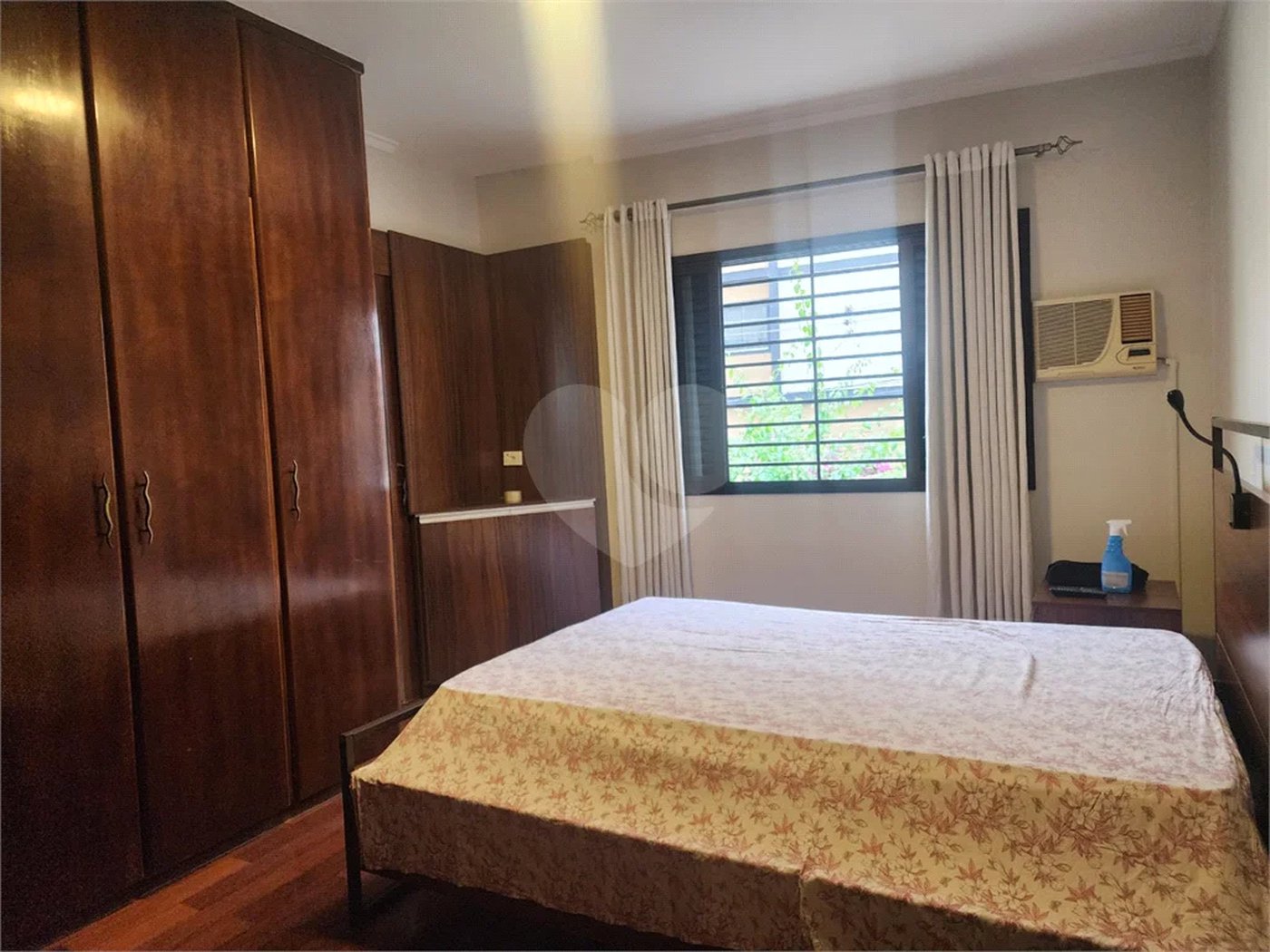 Sobrado à venda com 3 quartos, sendo 1 suíte, em Vila Paulicéia, São Paulo, SP