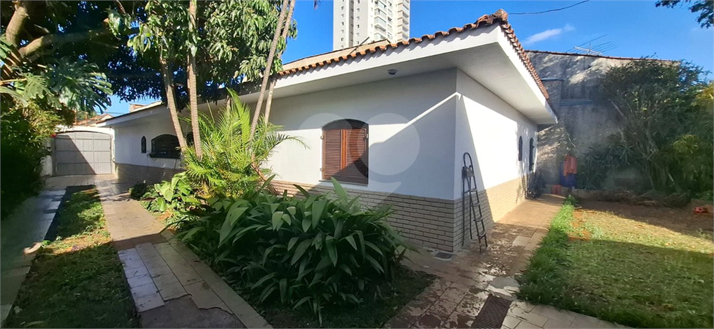 Casa Térrea à venda ou para alugar com 3 suítes em Vila Isolina Mazzei, São Paulo, SP