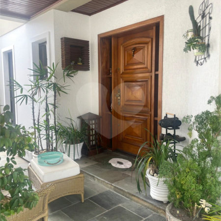 Sobrado à venda com 4 quartos, sendo 2 suítes, em Jardim Franca, São Paulo, SP