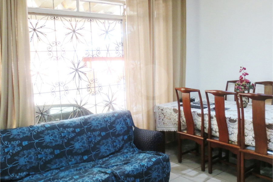 Casa Térrea à venda com 4 quartos, sendo 1 suíte, em Saúde, São Paulo, SP