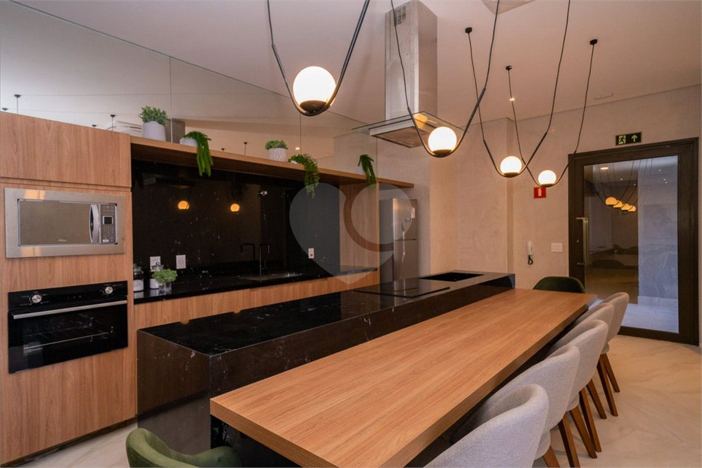 Apartam,ento com 93m² , 2 quarto sendo 1 suiteAv. Nazaré