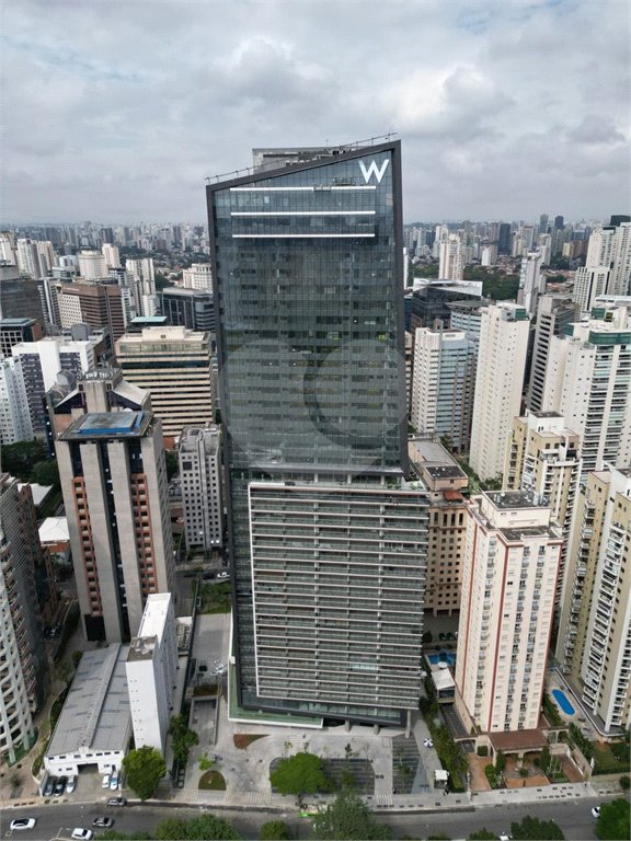 Apartamento à venda com 1 quarto em Vila Olímpia, São Paulo, SP