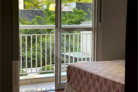 Apartamento à venda com 4 suítes em Vila Suzana, São Paulo, SP