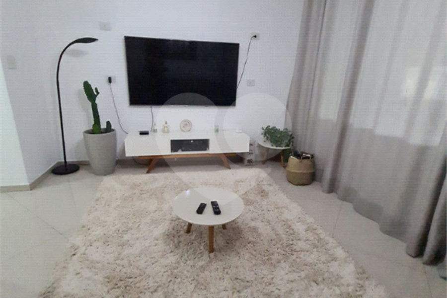 Sobrado à venda com 5 quartos, sendo 2 suítes, em Vila Guilherme, São Paulo, SP