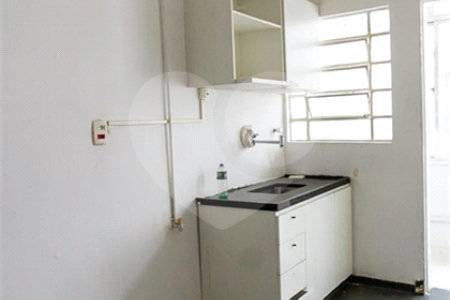 Apartamento à venda com 2 quartos em Cerqueira César, São Paulo, SP