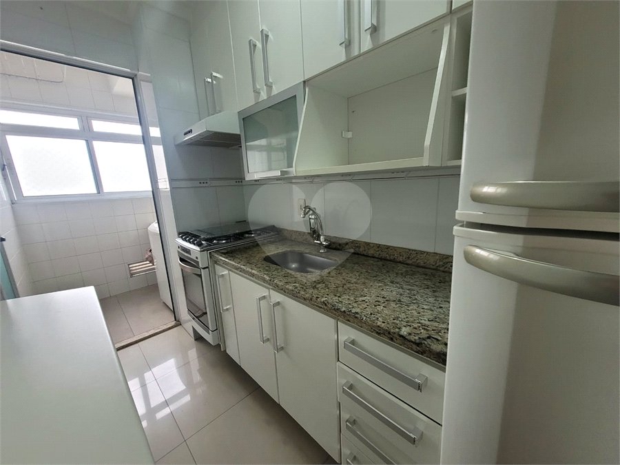 Apartamento para alugar com 2 quartos em Vila Anastácio, São Paulo, SP