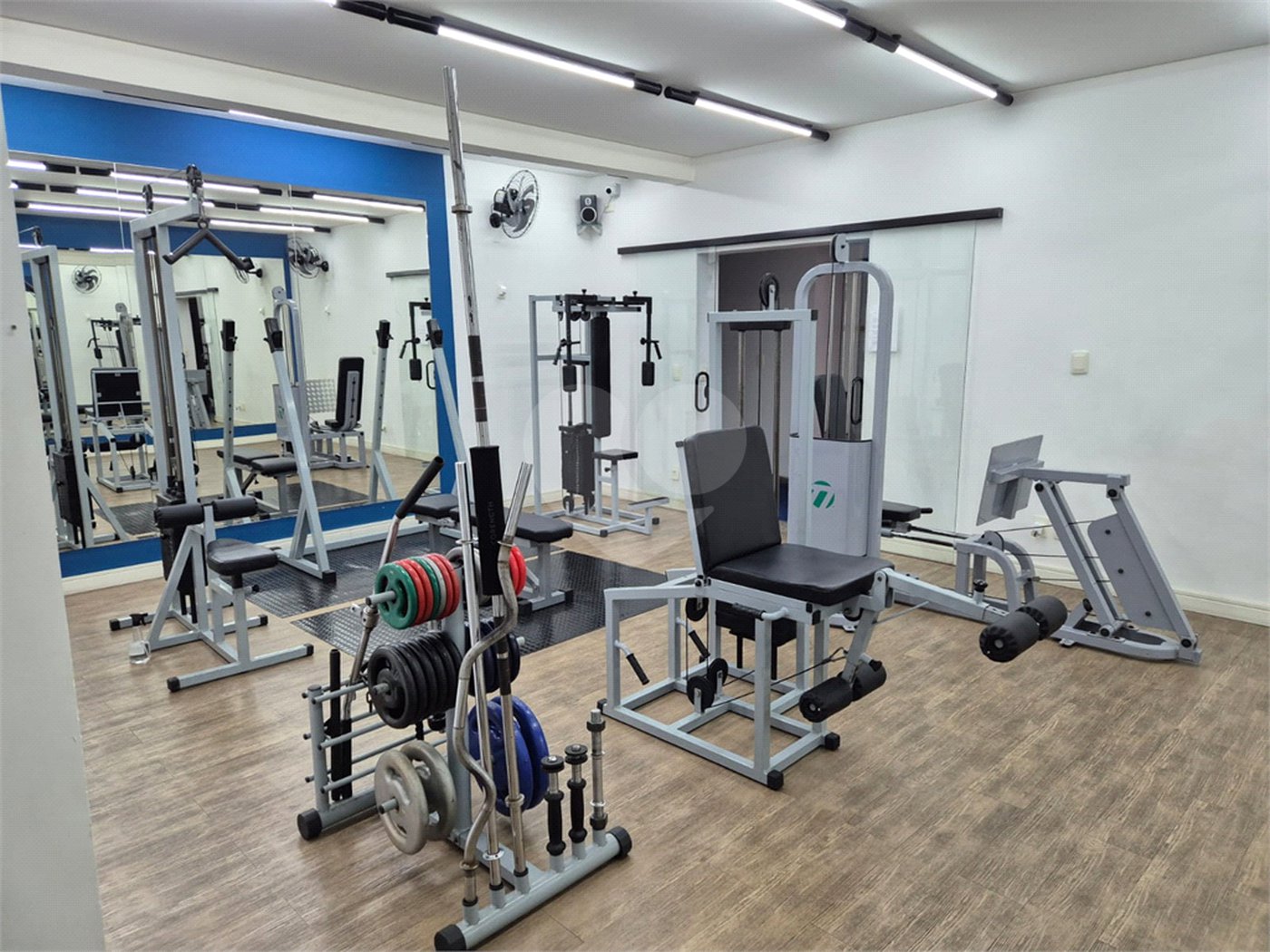Apartamento à venda com 1 suíte em Vila Uberabinha, São Paulo, SP