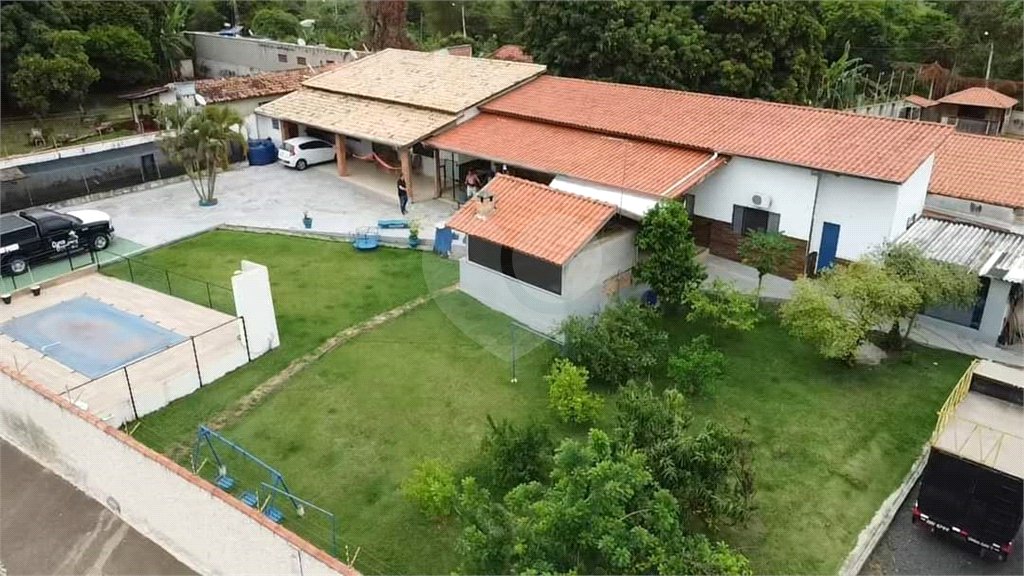 Chácara à venda com 4 quartos, sendo 2 suítes, em João Jabour, Salto, SP
