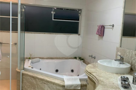 Casa à venda com 3 suítes no condomínio Residencial Villa dos Inglezes, Sorocaba - SP