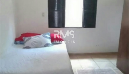 Casa à venda com 3 quartos em Parque Industrial, Itu, SP