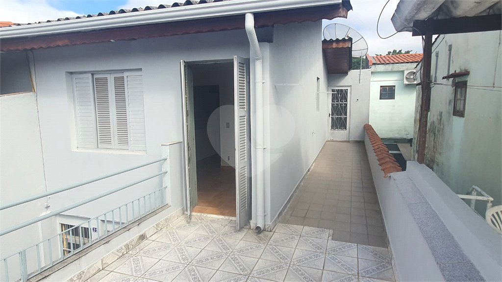 Sobrado à venda com 3 quartos em Vila Nilo, São Paulo, SP