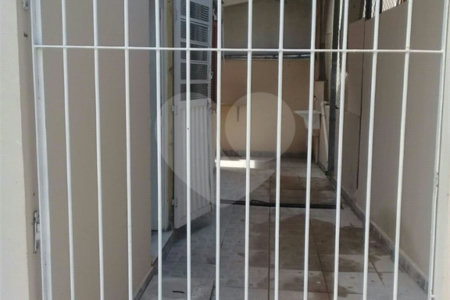 Sobrado à venda com 4 quartos, sendo 2 suítes,  em Jardim Regina, Indaiatuba, SP