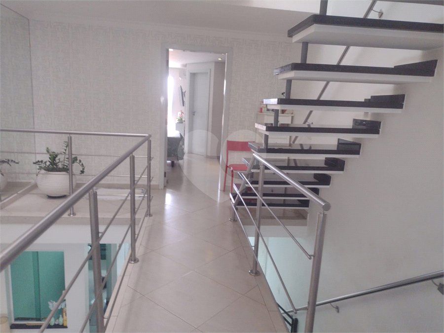 Casa à venda com 3 suítes em Santana, São Paulo, SP