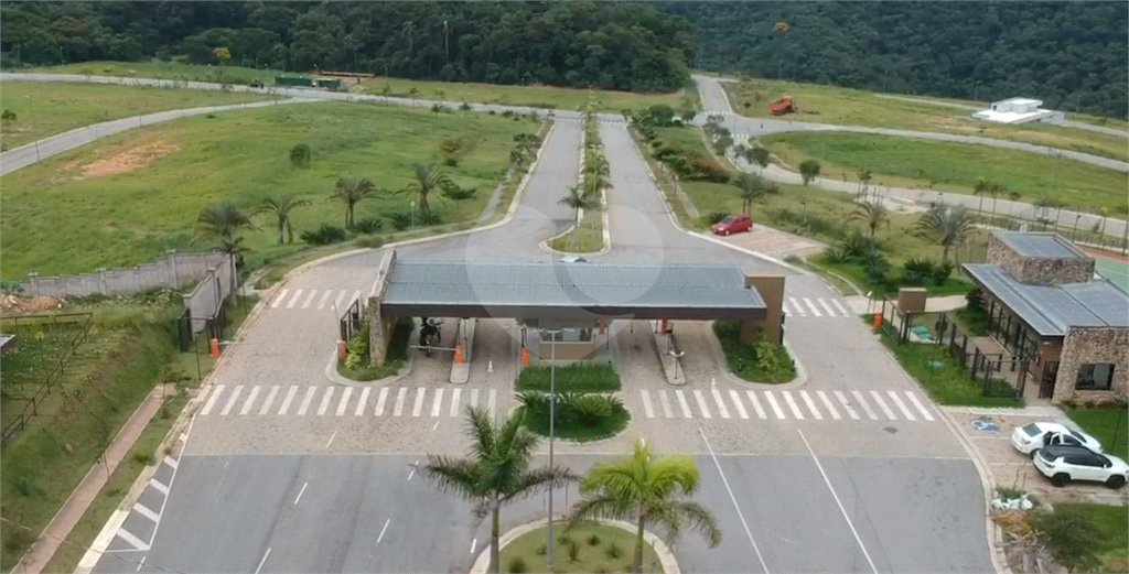 Terreno à venda com 1 suíte no condomínio Altavis Aldeia, Santana de Parnaíba - SP