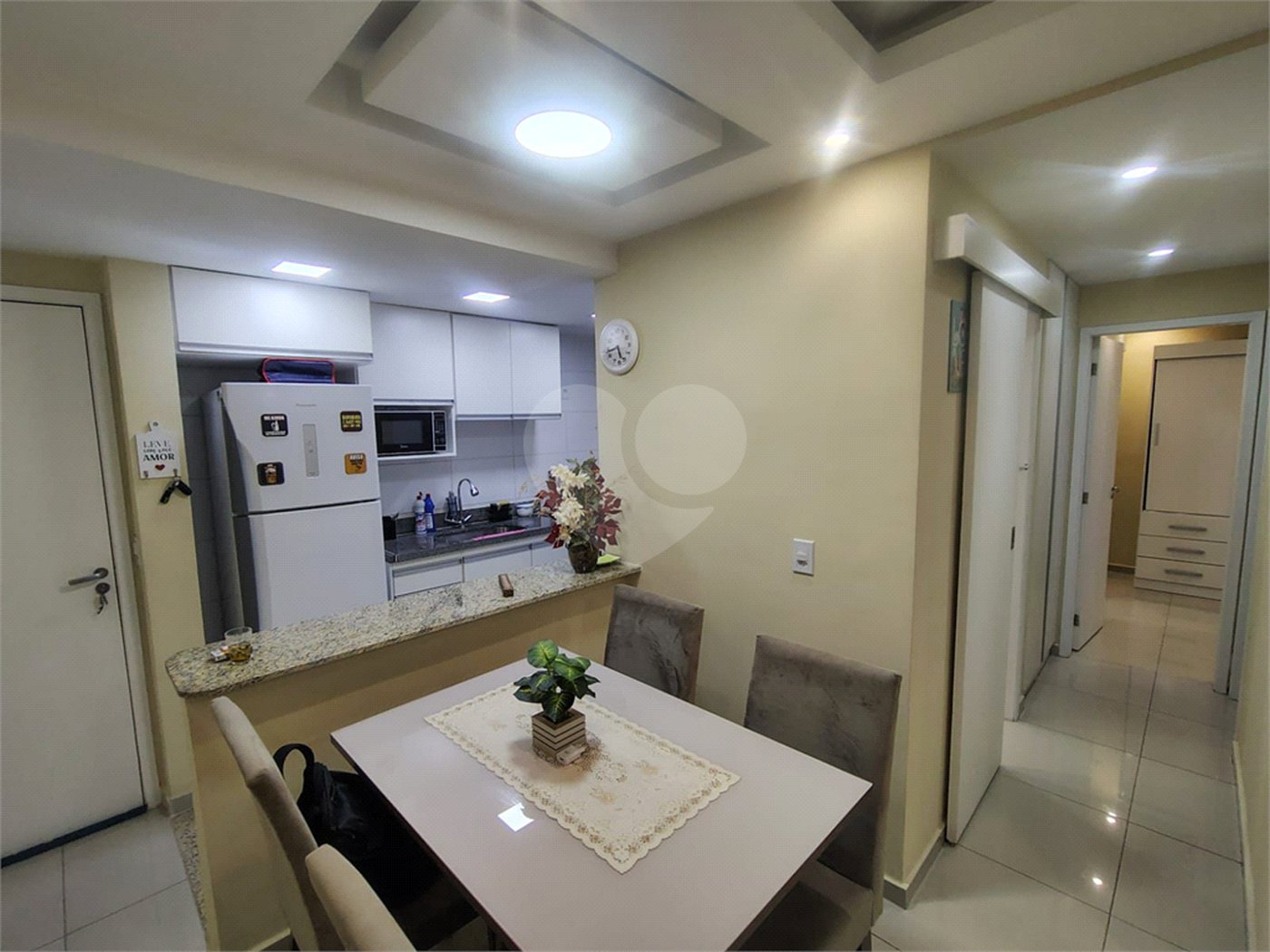 Apartamento à venda com 2 quartos, sendo 1 suíte, em Campo Grande, Rio de Janeiro, RJ