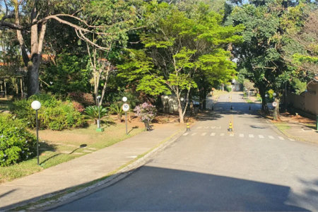Casa à venda com 4 quartos, sendo 2 suítes, no condomínio Vila Panamericana, São Paulo - SP