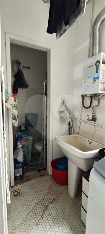 Apartamento à venda com 2 quartos, sendo 1 suíte, em Lagoa, Rio de Janeiro, RJ