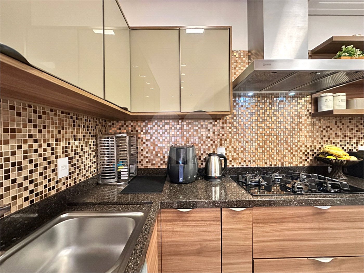Apartamento à venda com 3 quartos, sendo 2 suítes, em Tremembé, São Paulo, SP