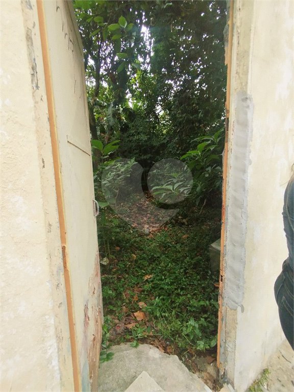 Terreno à venda em Vila Carmosina, São Paulo, SP