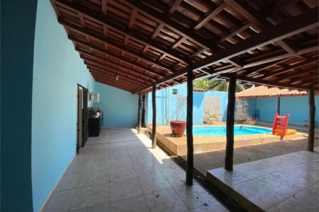 Casa à venda com 3 quartos, sendo 1 suíte, em São Félix, Balsas, MA