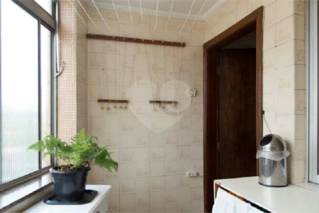Apartamento à venda com 3 quartos, sendo 1 suíte, em Jardim Guimarães, Guarulhos, SP