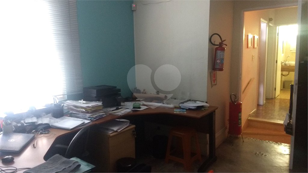 Sobrado à venda com 3 quartos, sendo 1 suíte, em Alto da Boa Vista, São Paulo, SP